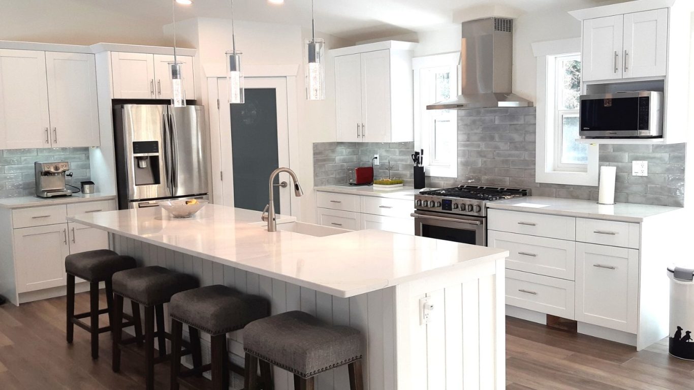 Kitchen cabinets, cash and carry cabinets, kitchen cabinets prince george, kitchen cabinet design, kitchen cabinets near me, top 3 cabinets in prince george, diy cabinets